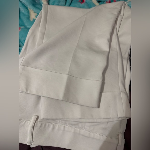 Lane Bryant - The Lena Crop Pants Moderately
Curvy Fit Size 20 - Picture 5 of 5